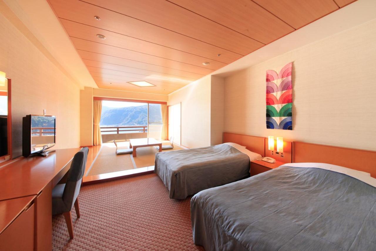 Akazawa Onsen Hotel Іто Екстер'єр фото
