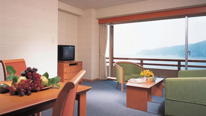 Akazawa Onsen Hotel Іто Екстер'єр фото